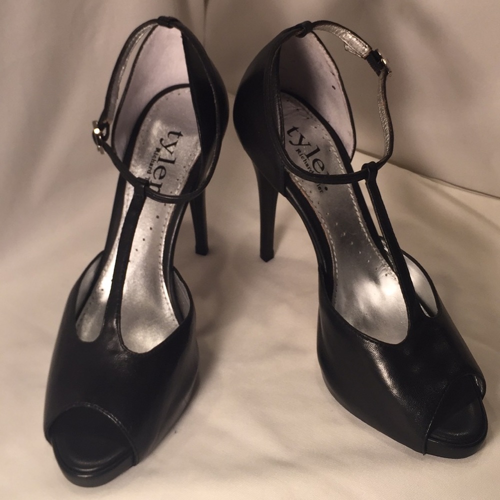 Richard Tyler designer heels